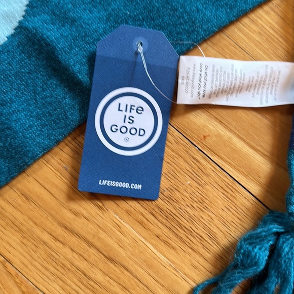 Life is good scarf NWT - Picture 3 of 3